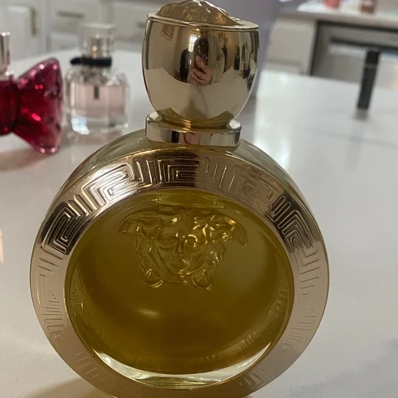 Versace Gold Eros Pour Femme Bottle - Picture 2 of 7